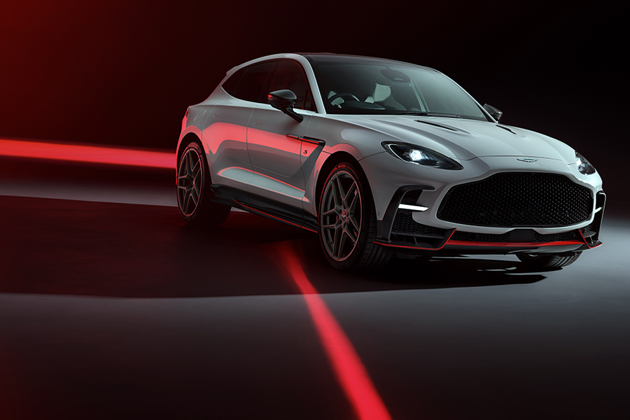 애스턴마틴 DBX707