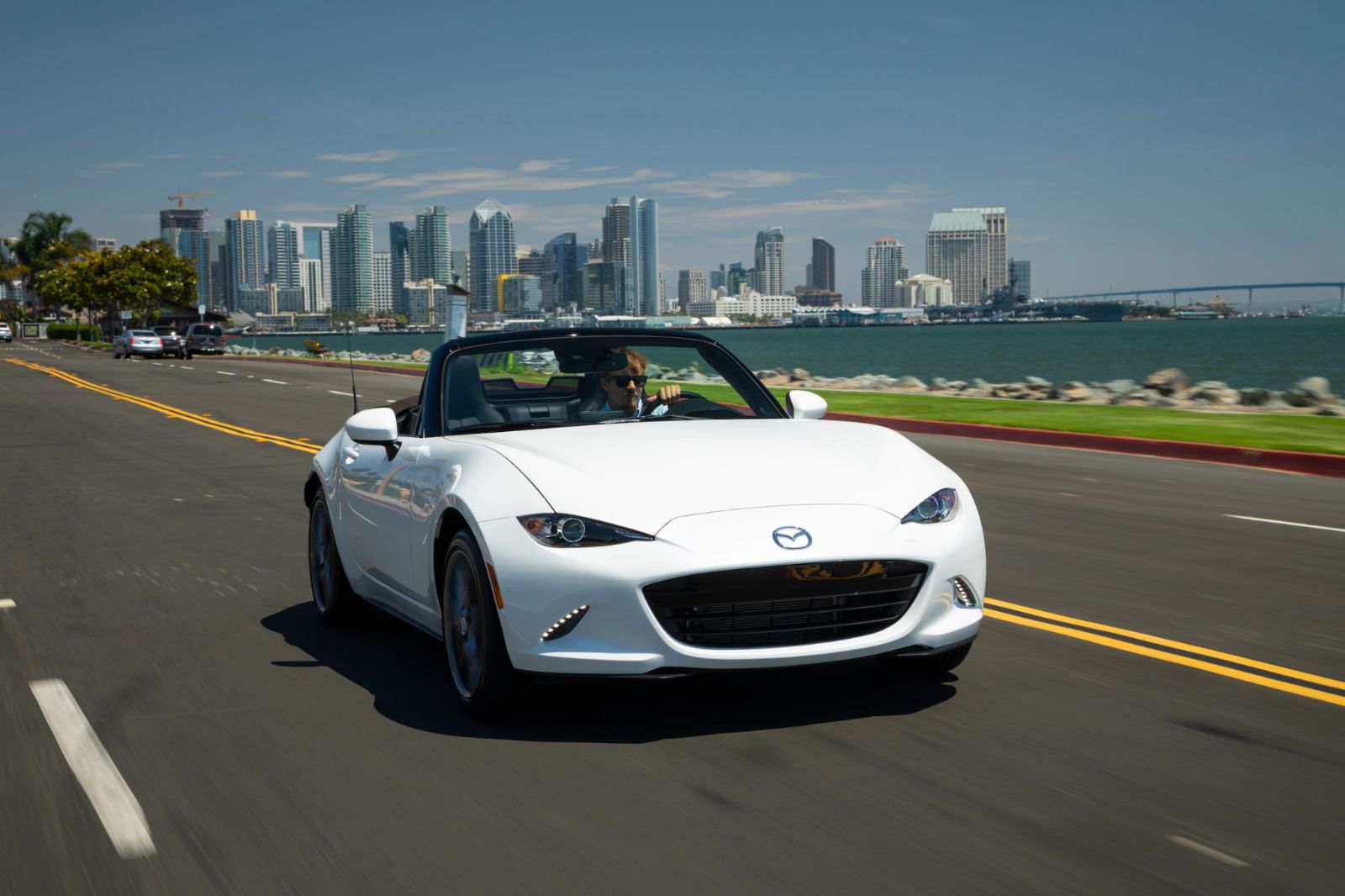 마쯔다 MX-5