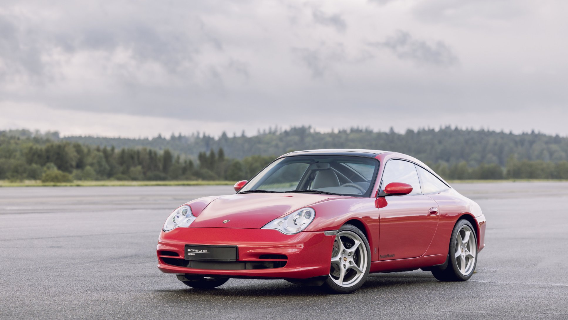 911 (996) 996